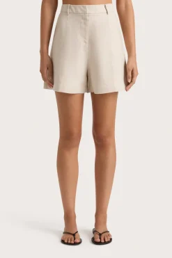 Antibes Short Sand