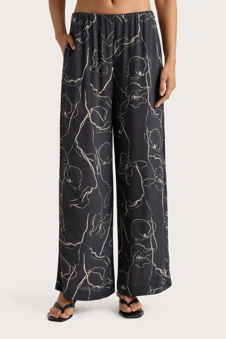 Aurelie Pant Calla Charred Navy