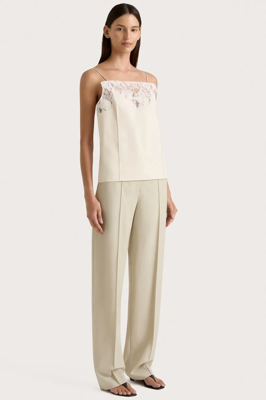 Etienne Top Off White