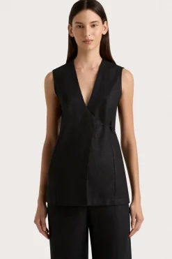 Lulea Wrap Vest Black
