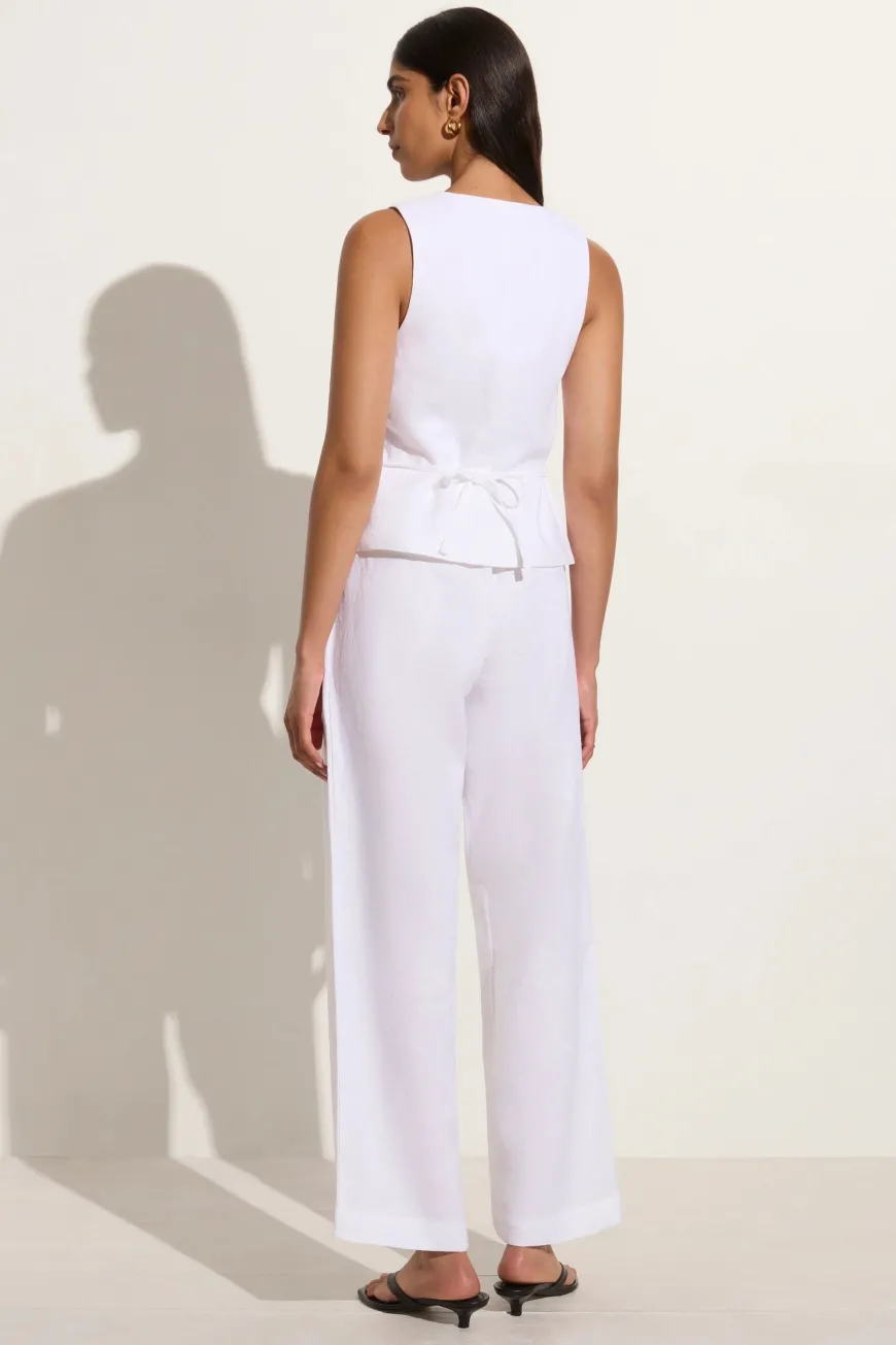 Stanze Vest White