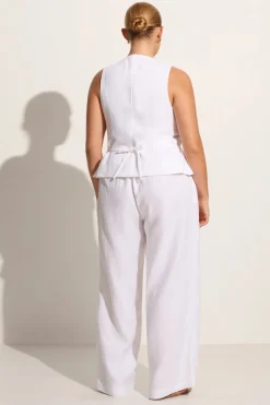 Stanze Vest White